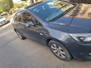 Opel Astra 2016 Dark Gray Automatic Used for Sale in Greater Cairo ( Cairo + Giza)