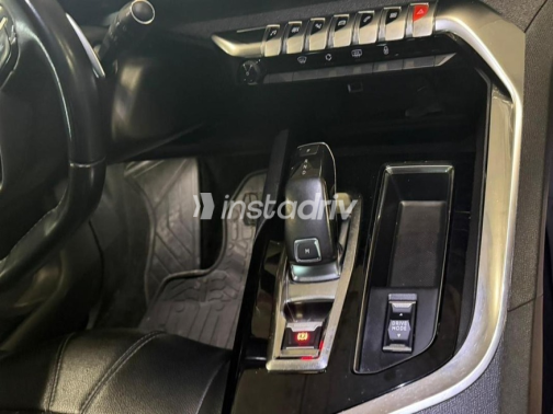 Peugeot 3008 2021 Blue Automatic Used for Sale in Greater Cairo ( Cairo + Giza) - 10