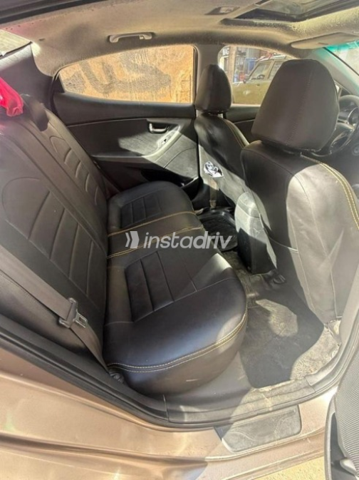 Hyundai Elantra MD 2012 Bronze Automatic Used for Sale in Banha - 8