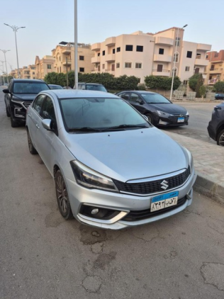 سوزوكى سياز 2024 فضي أوتوماتيك مستعملة للبيع في القاهرة