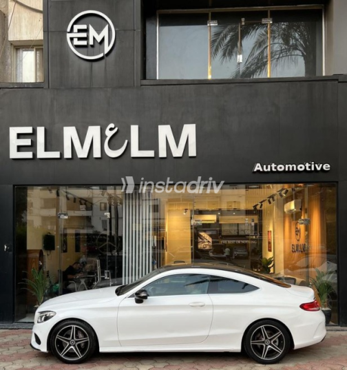 Mercedes C 180 2016 White Automatic Used for Sale in Cairo - 7