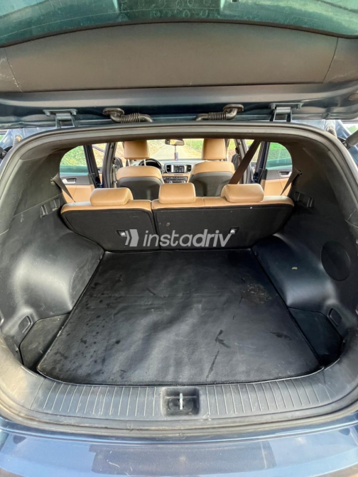 Kia Sportage 2021 White Automatic Used for Sale in Greater Cairo ( Cairo + Giza) - 5