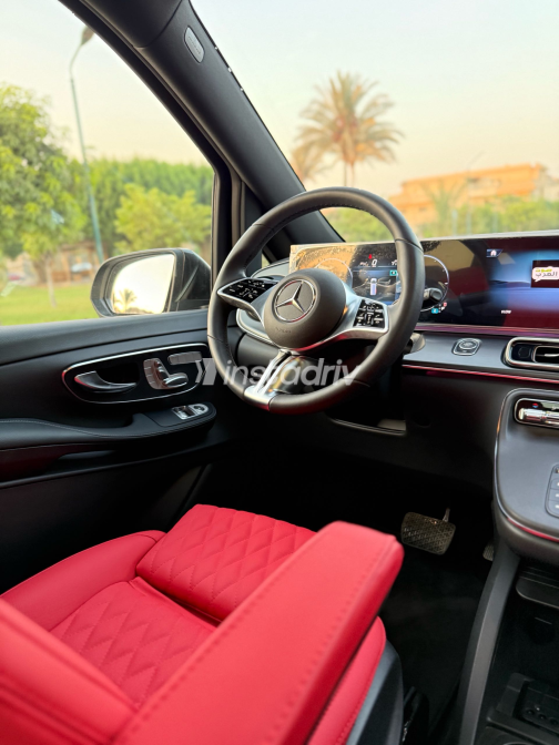 Mercedes 300 2026 Black Automatic Used for Sale in Greater Cairo ( Cairo + Giza) - 7