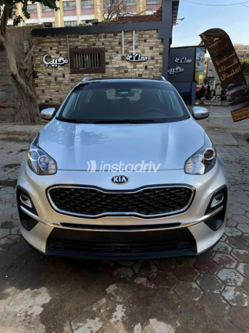 Kia Sportage 2022 Silver Automatic Used for Sale in Nasr city - 2