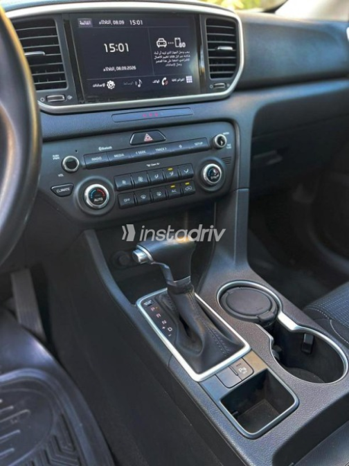 Kia Sportage 2022 Silver Automatic Used for Sale in Nasr city - 10