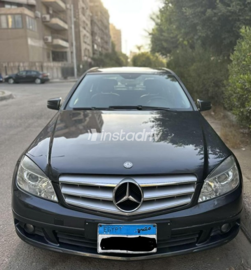 Mercedes C 180 2011 Gray Automatic Used for Sale in Heliopolis - 7