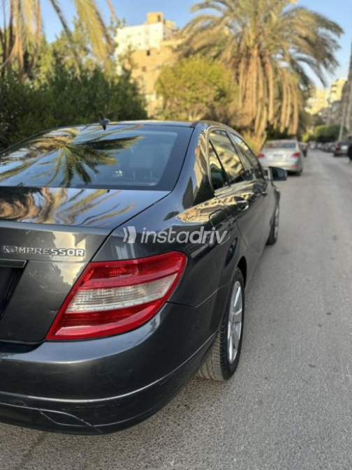 Mercedes C 180 2011 Gray Automatic Used for Sale in Heliopolis - 8