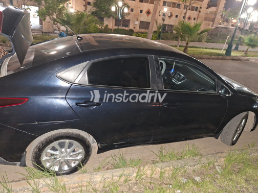 Hyundai Accent 2021 White Automatic Used for Sale in Greater Cairo ( Cairo + Giza) - 3