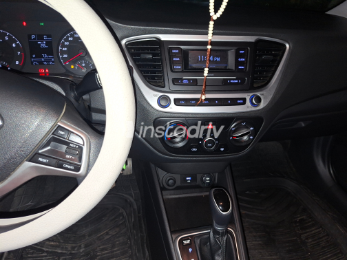 Hyundai Accent 2021 White Automatic Used for Sale in Greater Cairo ( Cairo + Giza) - 6