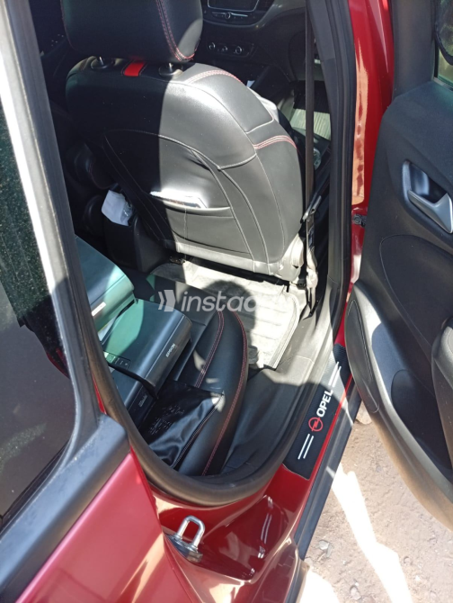 Opel Crossland 2021 White Automatic Used for Sale in Greater Cairo ( Cairo + Giza) - 6