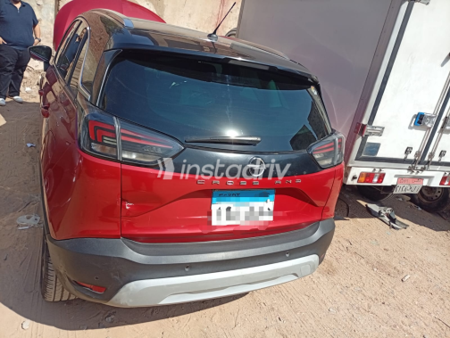Opel Crossland 2021 White Automatic Used for Sale in Greater Cairo ( Cairo + Giza) - 9