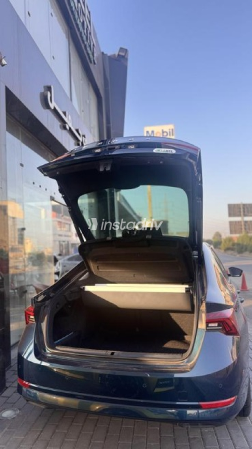 Skoda Octavia 2023 Dark Blue Automatic Used for Sale in El Mahalla - 8