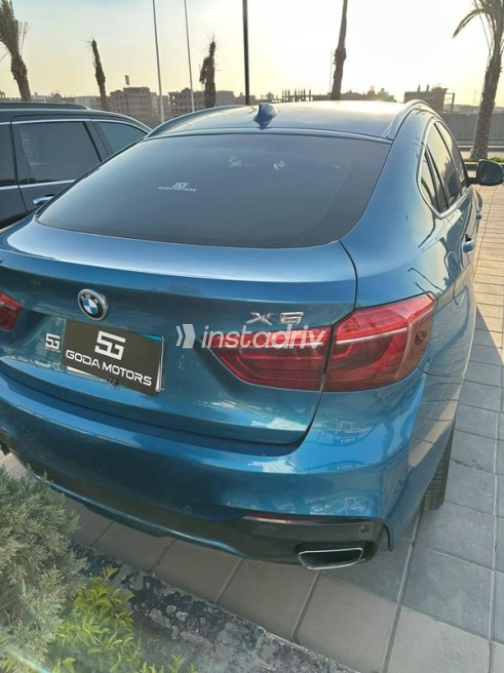 بي ام دبليو X6 2019 أزرق غامق أوتوماتيك مستعملة للبيع في القاهرة - 7