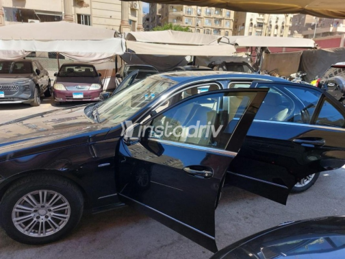 Mercedes E 250 2012 Black Automatic Used for Sale in Nasr city - 4
