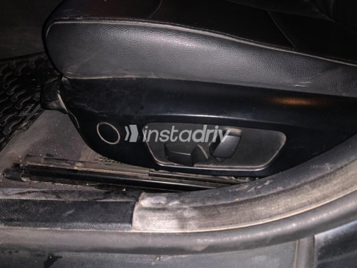 BMW 318 2009 Black Automatic Used for Sale in Alexandria - 6