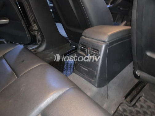 BMW 318 2009 Black Automatic Used for Sale in Alexandria - 7