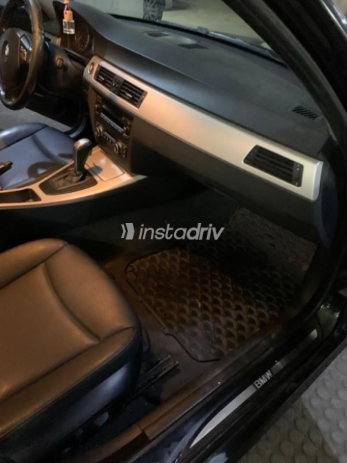 BMW 318 2009 Black Automatic Used for Sale in Alexandria - 8