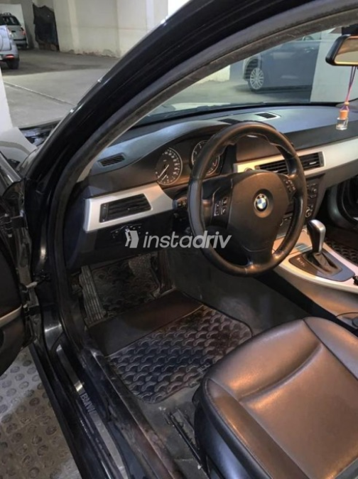 BMW 318 2009 Black Automatic Used for Sale in Alexandria - 10