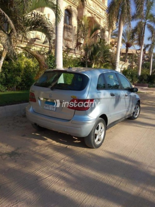 Mercedes B 150 2006 Silver Automatic Used for Sale in 10th of Ramadan - 4