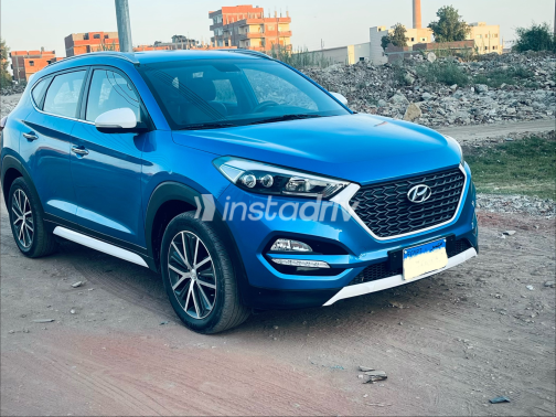 Hyundai Tucson 2017 Blue Automatic Used for Sale in Greater Cairo ( Cairo + Giza) - 2