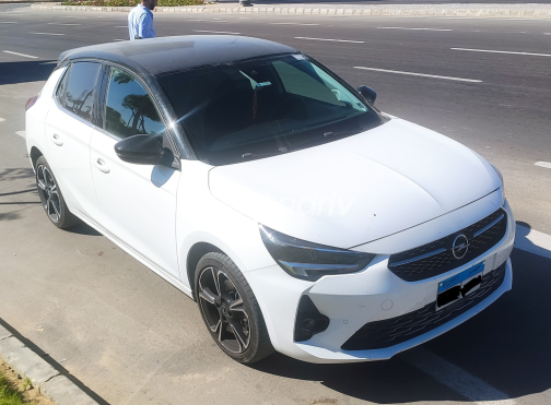 Opel Corsa 2022 White Automatic Used for Sale in Greater Cairo ( Cairo + Giza) - 4
