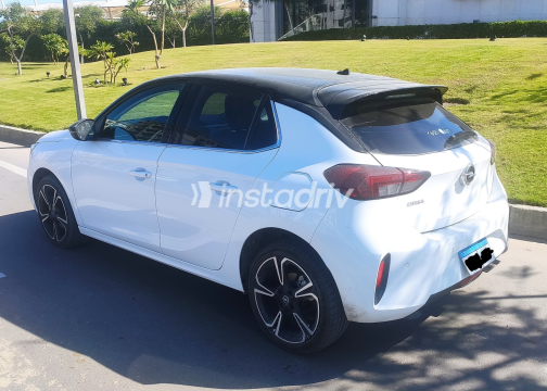 Opel Corsa 2022 White Automatic Used for Sale in Greater Cairo ( Cairo + Giza) - 7