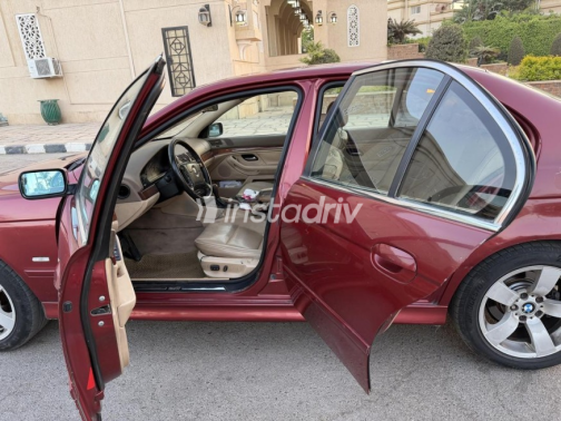 BMW 520 2002 Red Automatic Used for Sale in Cairo - 9