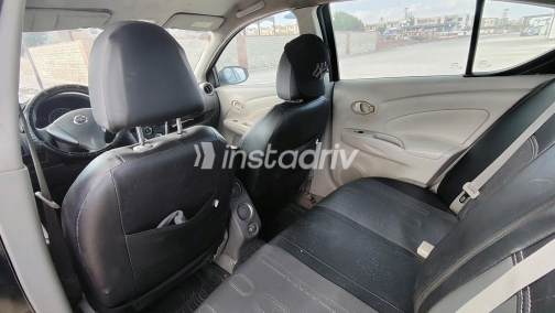 Nissan Sunny 2019 Black Automatic Used for Sale in Greater Cairo ( Cairo + Giza) - 3