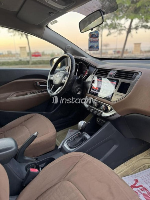 Kia Rio 2015 Gray Automatic Used for Sale in Greater Cairo ( Cairo + Giza) - 6