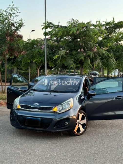 Kia Rio 2015 Gray Automatic Used for Sale in Greater Cairo ( Cairo + Giza) - 7