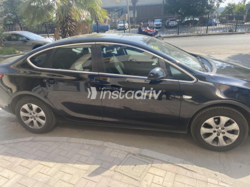 Opel Astra 2020 Black Automatic Used for Sale in Maadi - 1
