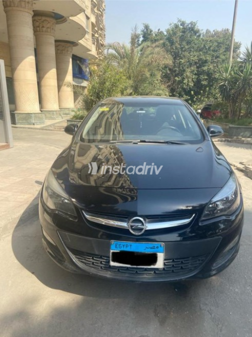 Opel Astra 2020 Black Automatic Used for Sale in Maadi - 4