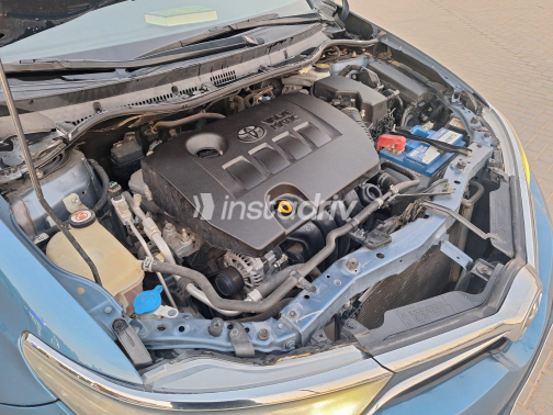 Toyota Auris 2019 Blue Automatic Used for Sale in Greater Cairo ( Cairo + Giza) - 5