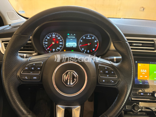 MG 5 2023 Red CVT Used for Sale in Greater Cairo ( Cairo + Giza) - 3