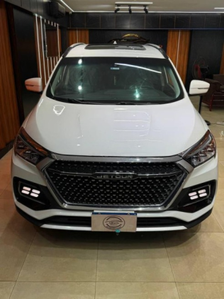 Jetour X95 2022 White Automatic Used for Sale in Nasr city