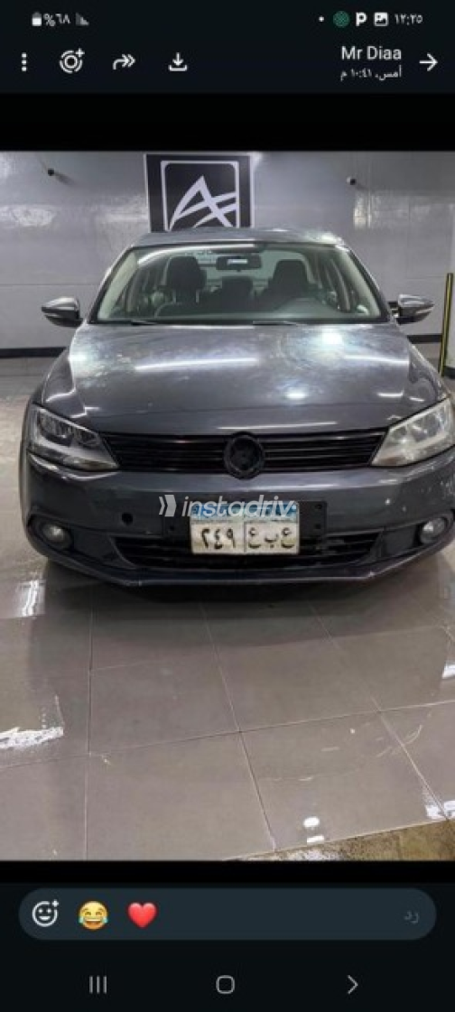 Volkswagen Jetta 2012 Silver Automatic Used for Sale in Cairo - 1