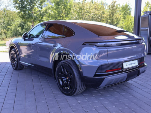 Porsche Cayenne S 2026 Gray Automatic Used for Sale in Greater Cairo ( Cairo + Giza) - 7
