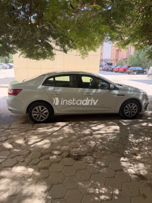Renault Megane 2023 White Automatic Used for Sale in Greater Cairo ( Cairo + Giza) - 3