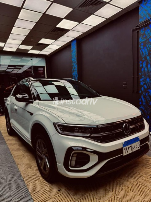 Volkswagen T-Roc 2024 White Automatic Used for Sale in Obour City - 2