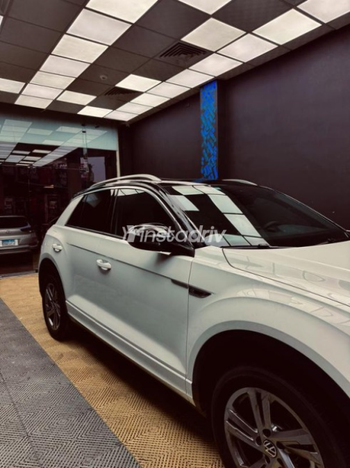Volkswagen T-Roc 2024 White Automatic Used for Sale in Obour City - 5