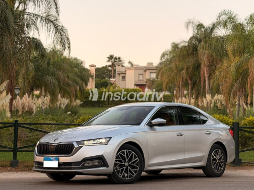 Skoda Octavia 2024 Gray Automatic Used for Sale in Maadi - 2