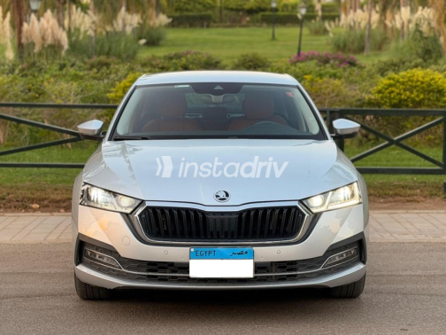 Skoda Octavia 2024 Gray Automatic Used for Sale in Maadi - 3