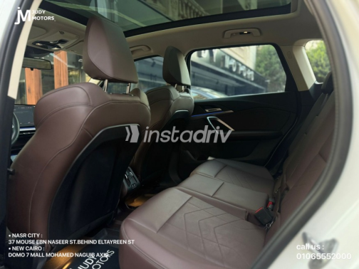 BMW IX1 2025 White Automatic Used for Sale in Nasr city - 3