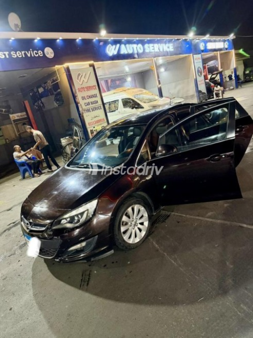 Opel Astra 2017 Mocha Automatic Used for Sale in Cairo - 8