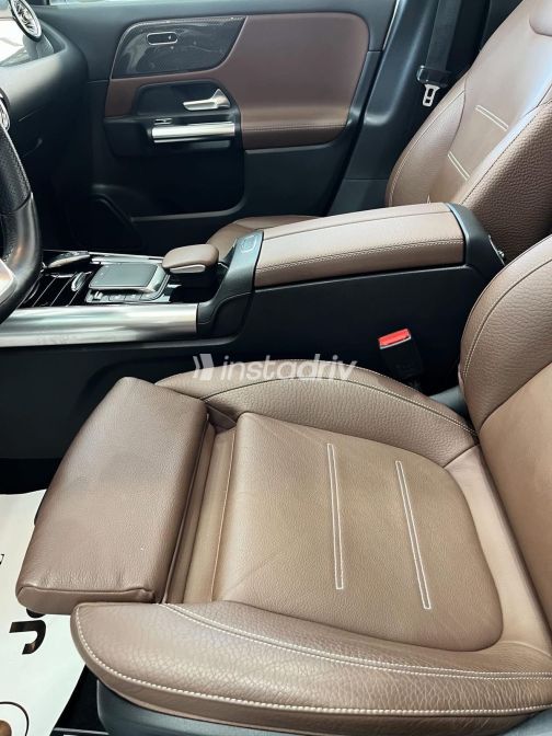 Mercedes GLA 200 2022 White Automatic Used for Sale in Greater Cairo ( Cairo + Giza) - 1