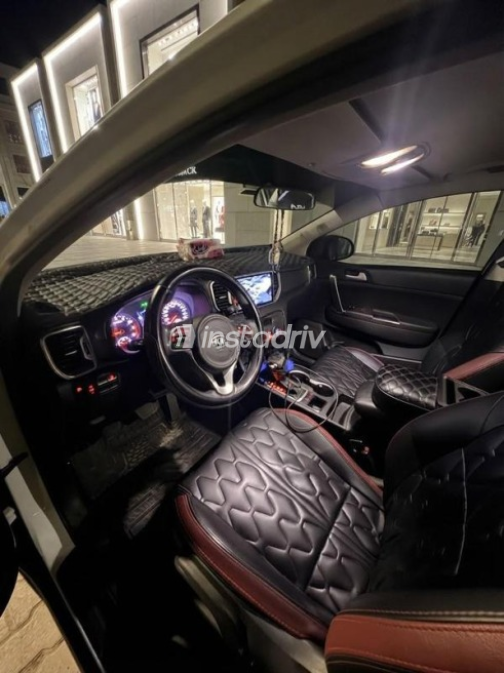Kia Sportage 2017 White Automatic Used for Sale in Asyut - 3