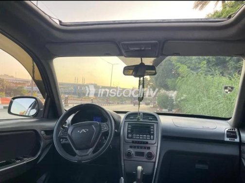 Chery Tiggo 3 2017 White Automatic Used for Sale in Cairo - 4