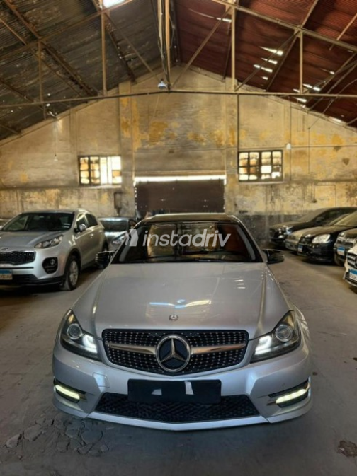 Mercedes C 250 2012 Silver Automatic Used for Sale in Alexandria - 1