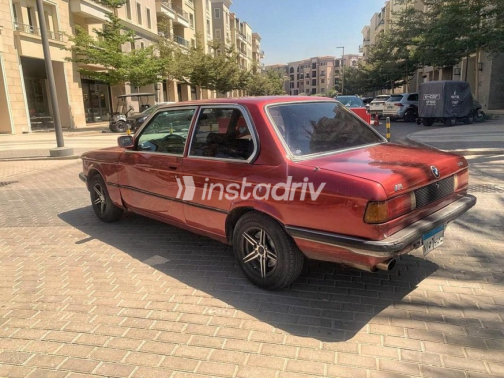 بي ام دبليو 318 1981 أحمر غامق يدوي مستعملة للبيع في القاهرة الكبرى ( القاهرة - الجيزة) - 6