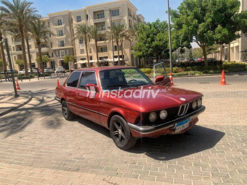 بي ام دبليو 318 1981 أحمر غامق يدوي مستعملة للبيع في القاهرة الكبرى ( القاهرة - الجيزة) - 8
